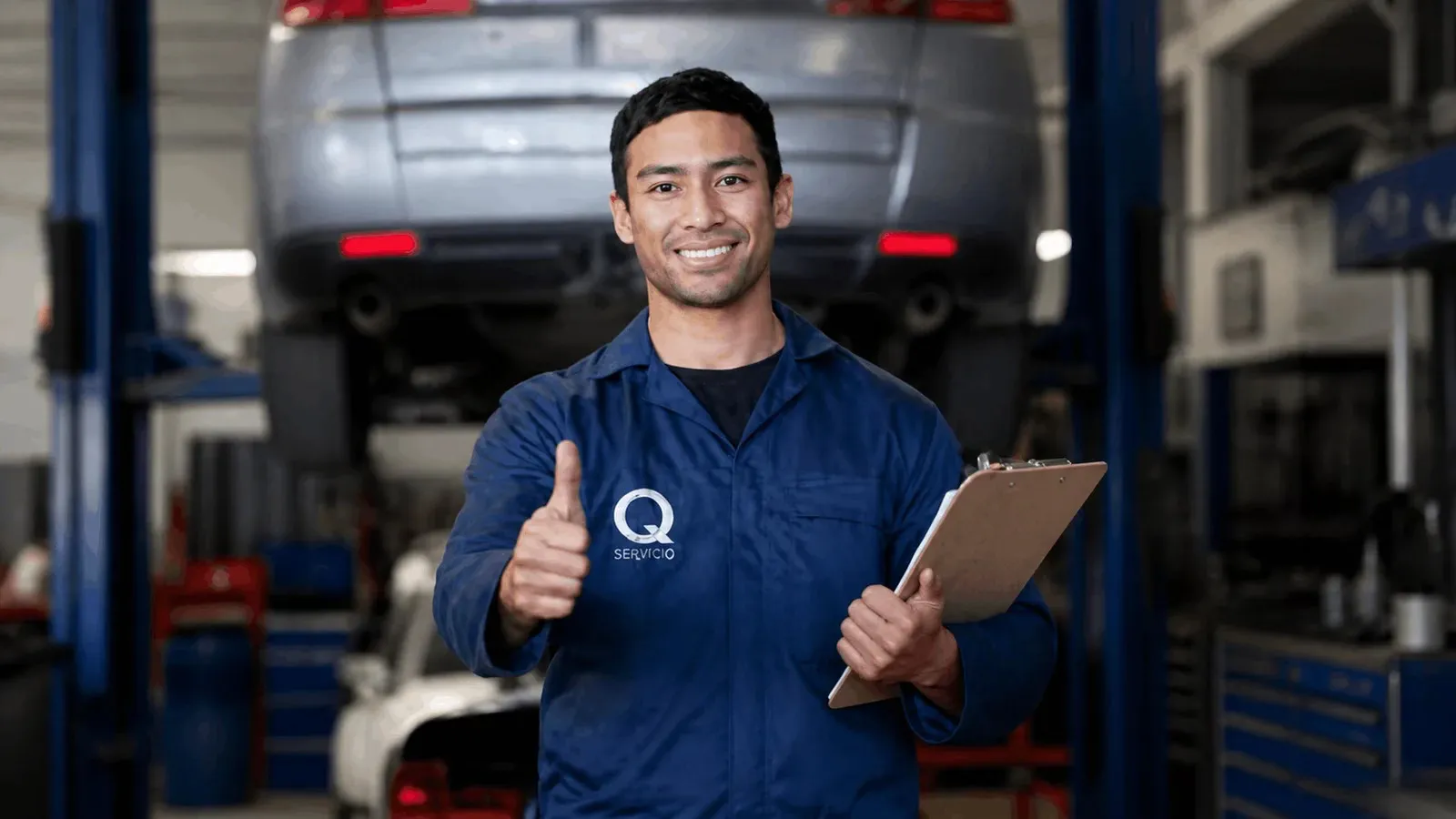 Taller móvil Hyundai estacionado listo para servicio