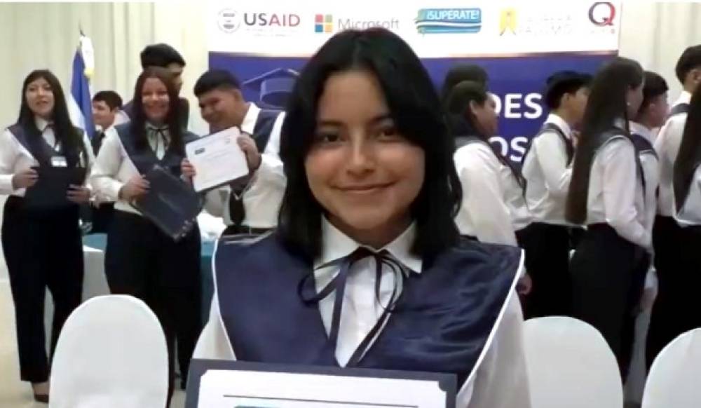 Graduación de la 4a Promoción del Programa Supérate GrupoQ