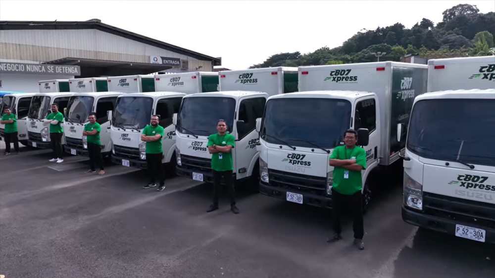 Celebramos junto a C807 Xpress la incorporación de su nueva flota Isuzu.
